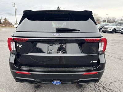 2025 Ford Explorer ST-Line 4WD