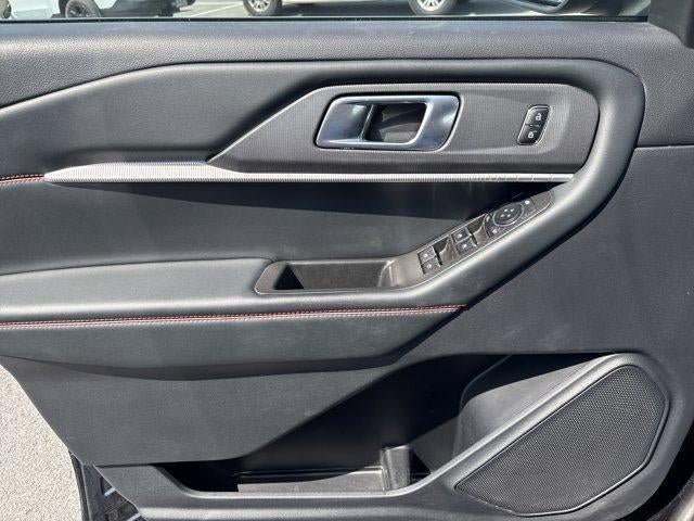 2025 Ford Explorer ST-Line 4WD