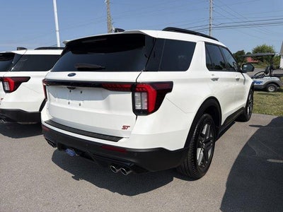 2025 Ford Explorer ST 4WD