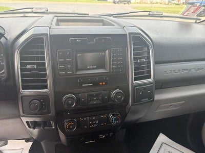 2018 Ford Super Duty F-250 SRW XLT 4WD Crew Cab 6.75' Box