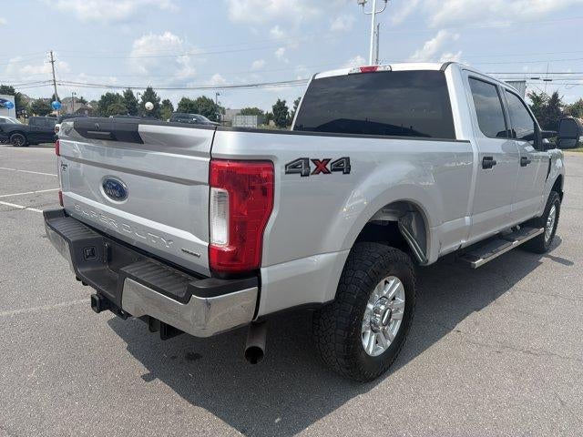 2018 Ford Super Duty F-250 SRW XLT 4WD Crew Cab 6.75' Box