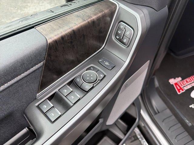 2026 Ford Super Duty F-250 SRW LARIAT 4WD Crew Cab 6.75' Box