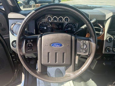 2015 Ford Super Duty F-250 SRW 4WD Crew Cab 6-3/4 Ft Box Lariat