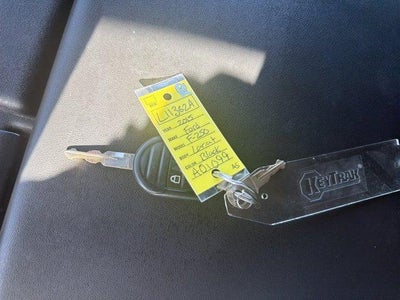 2015 Ford Super Duty F-250 SRW 4WD Crew Cab 6-3/4 Ft Box Lariat