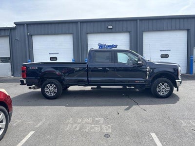 2024 Ford Super Duty F-350 SRW LARIAT 4WD Crew Cab 6.75' Box