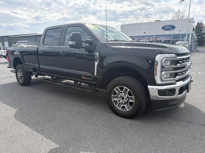 2024 Ford Super Duty F-350 SRW LARIAT 4WD Crew Cab 6.75' Box
