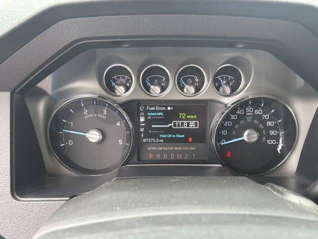2016 Ford Super Duty F-450 DRW 4WD Crew Cab 8 Ft Box Lariat