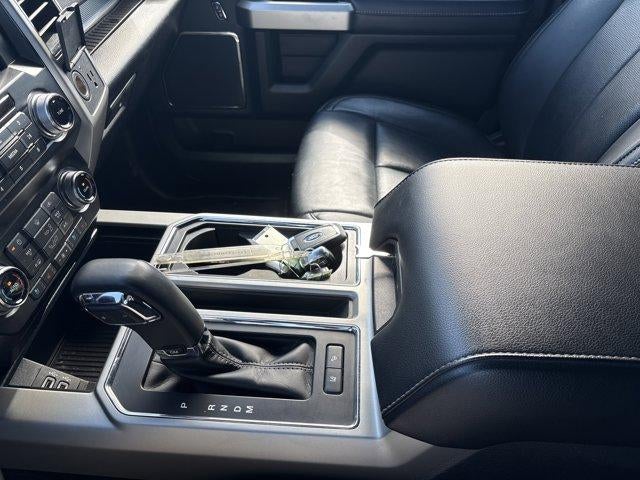 2020 Ford F-150 LARIAT 4WD SuperCrew 5.5' Box