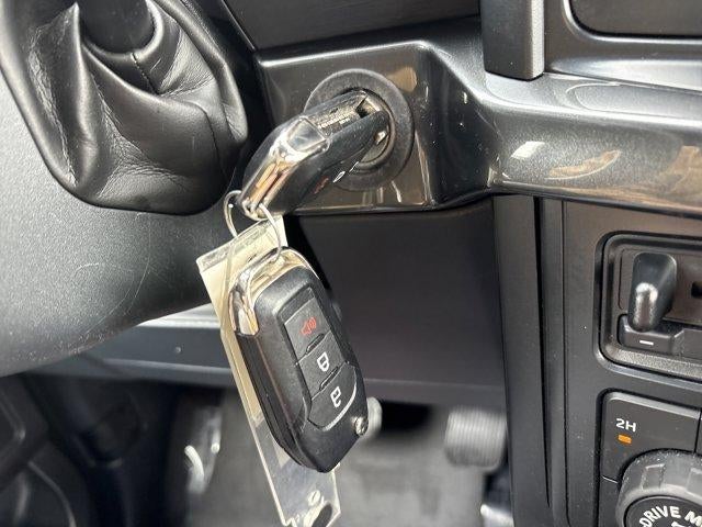 2022 Ford F-150 XL 4WD SuperCrew 5.5' Box