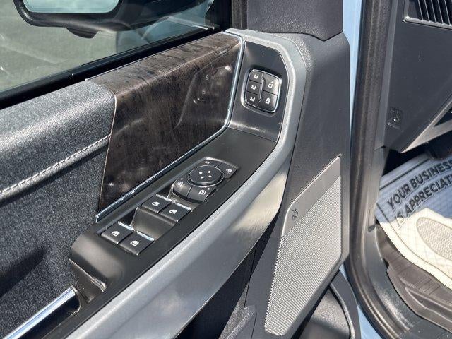 2023 Ford F-150 LARIAT 4WD SuperCrew 5.5' Box