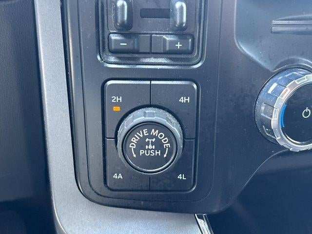 2023 Ford F-150 LARIAT 4WD SuperCrew 5.5' Box