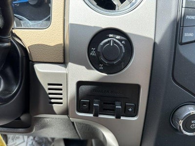2014 Ford F-150 4WD SuperCrew 5-1/2 Ft Box XLT