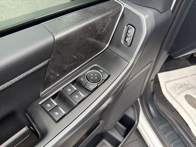 2025 Ford F-150 XLT 4WD SuperCrew 5.5' Box