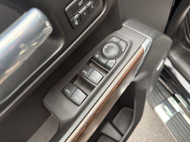 2021 Chevrolet Silverado 2500 HD Crew Cab Standard Box 4-Wheel Drive High Country