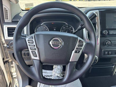 2021 Nissan Titan 4x4 Crew Cab SV