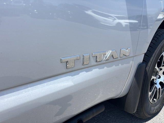2021 Nissan Titan 4x4 Crew Cab SV