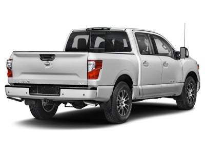 2021 Nissan Titan 4x4 Crew Cab SV