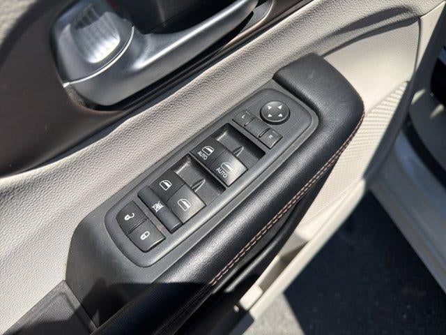 2017 Chrysler Pacifica Touring FWD