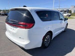 2024 Chrysler Pacifica Hybrid Select FWD