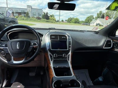 2019 Lincoln Nautilus Reserve AWD