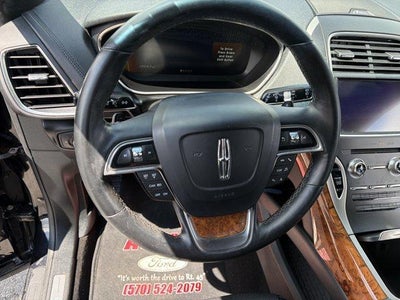 2019 Lincoln Nautilus Reserve AWD