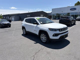 2024 Jeep Compass Latitude Lux 4x4