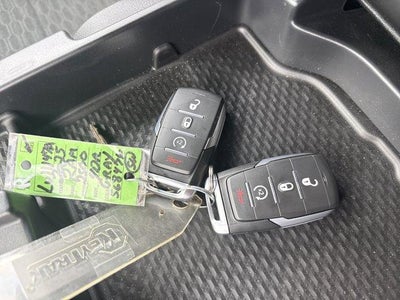 2025 RAM 2500 Big Horn 4x4 Crew Cab 8' Box