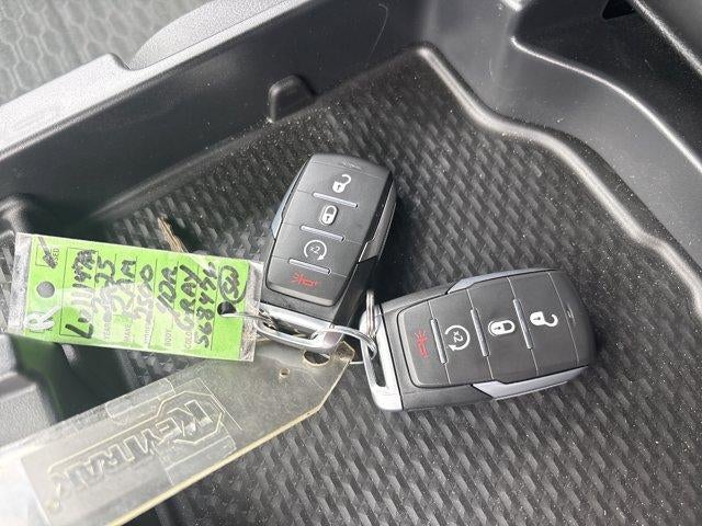 2025 RAM 2500 Big Horn 4x4 Crew Cab 8' Box