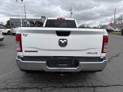 2024 RAM 3500 Big Horn 4x4 Crew Cab 8' Box