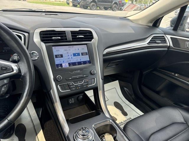 2020 Ford Fusion SEL FWD