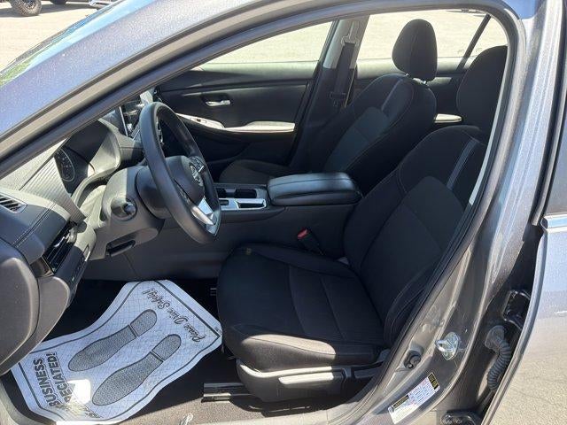 2024 Nissan Sentra SV CVT