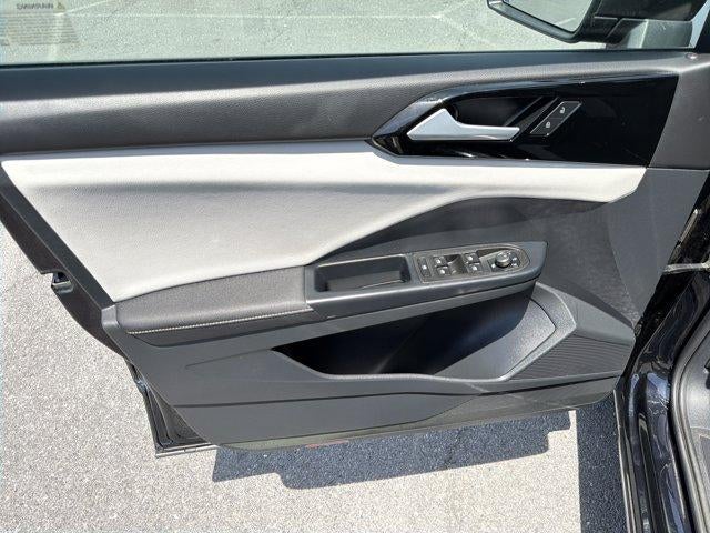 2025 Volkswagen Taos S 4MOTION
