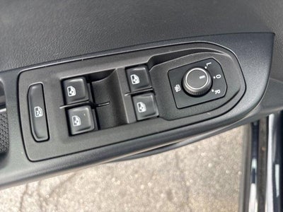 2025 Volkswagen Taos S 4MOTION