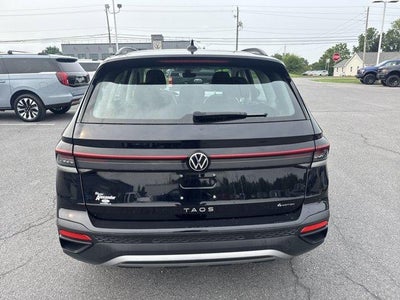 2025 Volkswagen Taos S 4MOTION