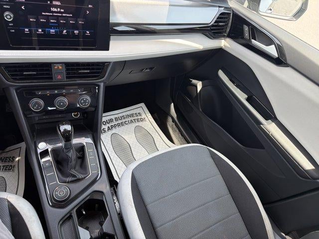 2025 Volkswagen Taos S 4MOTION