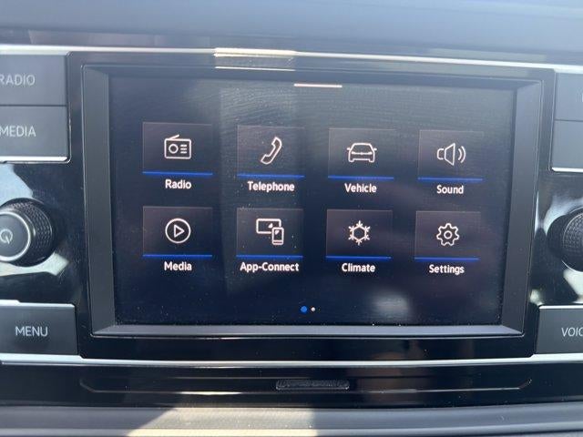 2024 Volkswagen Jetta SE Auto