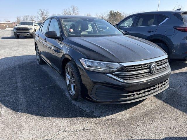 2024 Volkswagen Jetta SE Auto