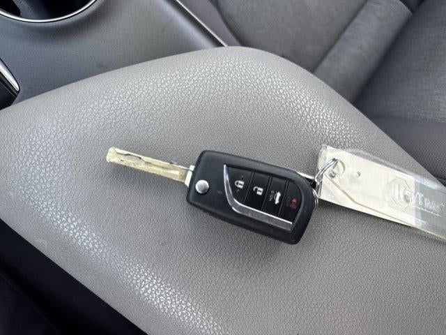 2022 Toyota Camry LE Auto AWD (Natl)
