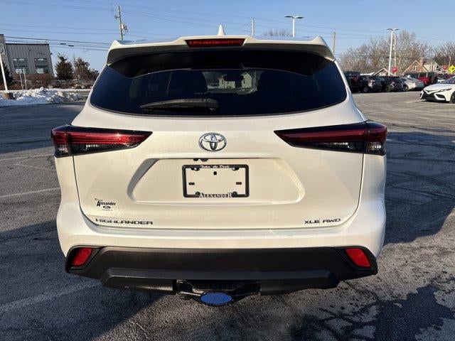 2022 Toyota Highlander XLE AWD (Natl)