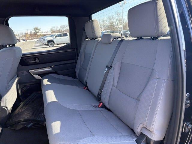 2025 Toyota Tundra 4WD 4WD SR5 CrewMax 5.5' Bed (SE)