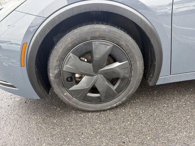 2025 Toyota Prius LE (Natl)