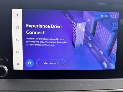 2025 Toyota Prius LE (Natl)