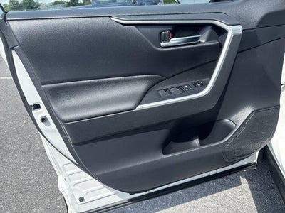 2022 Toyota RAV4 Prime SE (Natl)