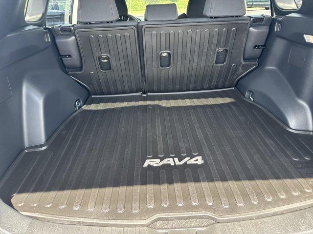 2022 Toyota RAV4 Prime SE (Natl)
