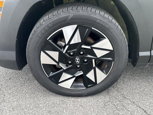 2024 Hyundai KONA SEL FWD