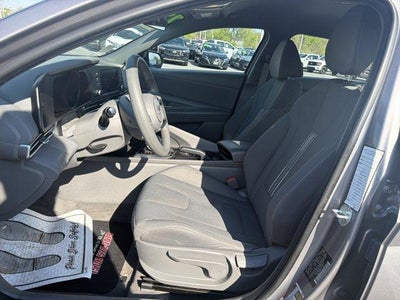 2023 Hyundai ELANTRA SEL IVT