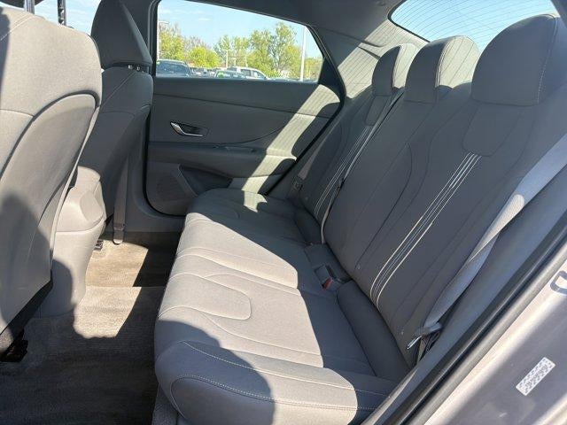 2023 Hyundai ELANTRA SEL IVT