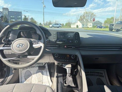 2023 Hyundai ELANTRA SEL IVT