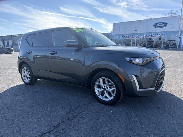 2024 Kia Soul LX IVT
