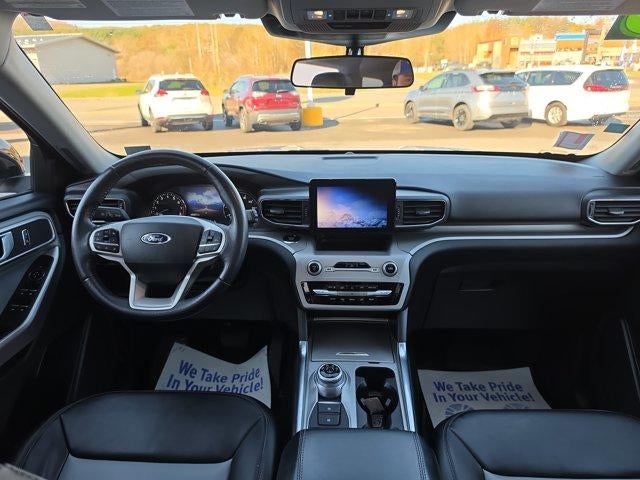 2023 Ford Explorer XLT 4WD